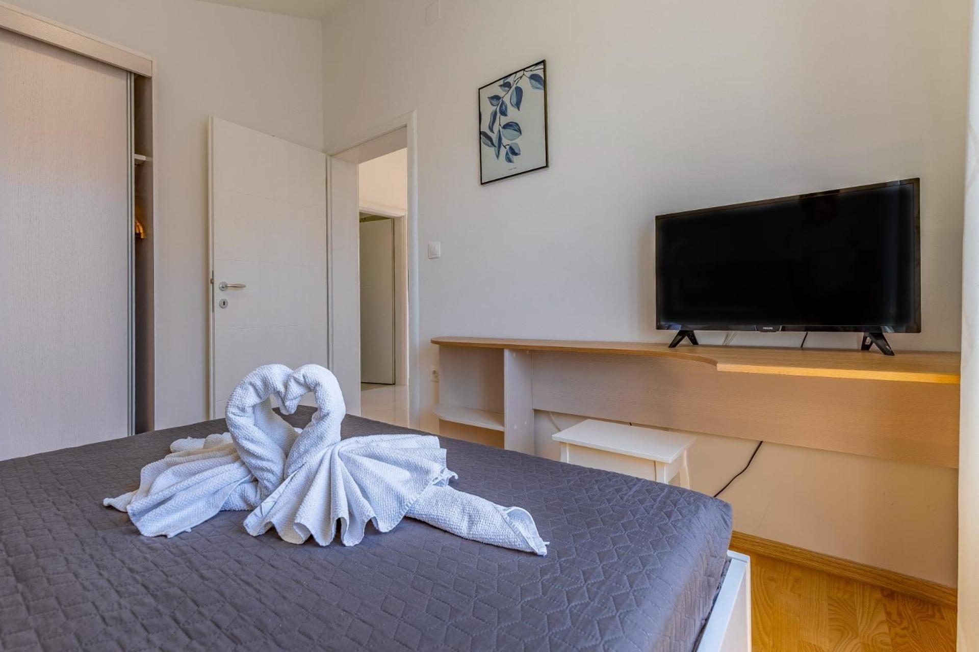 Villa Lotus With Pool And Jacuzzi Pula