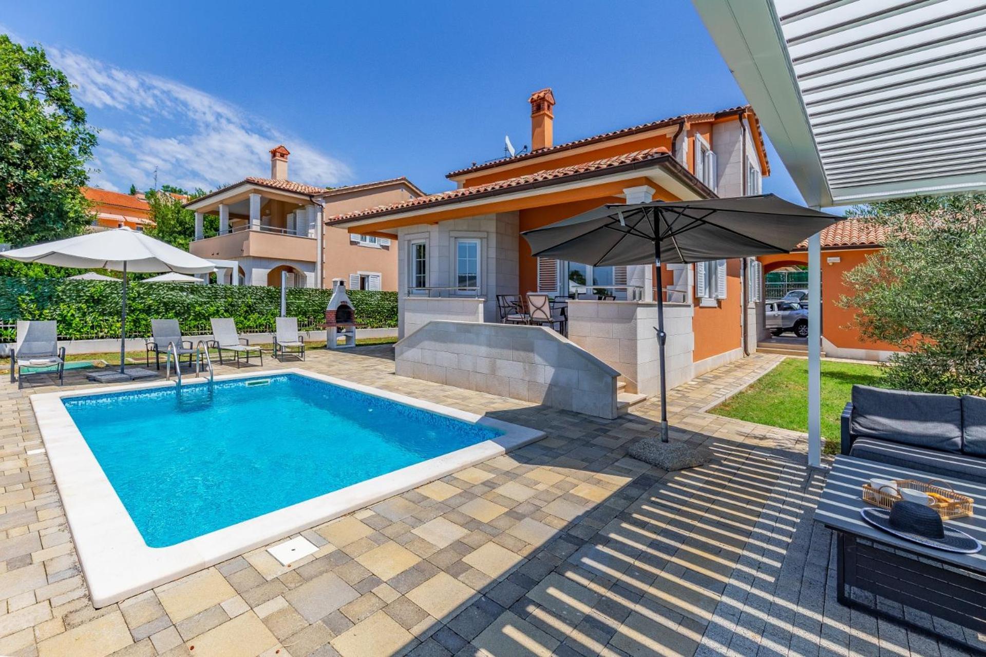 Lotus With Pool And Jacuzzi Villa Pula