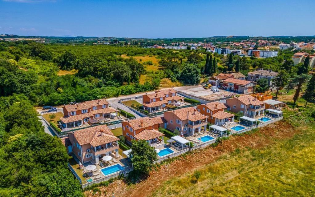 Villa Lotus With Pool And Jacuzzi *